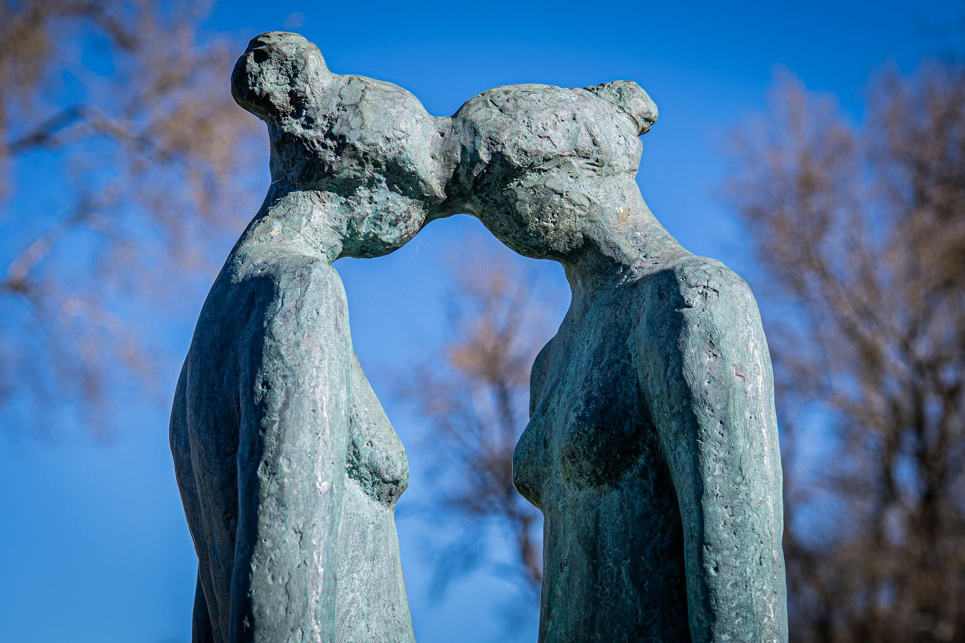 Contemporary sculpture on display in the Cotswolds